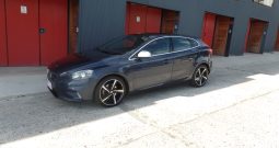 VOLVO V40  T 4 DESIGN 2016  $ 11.990.000.-