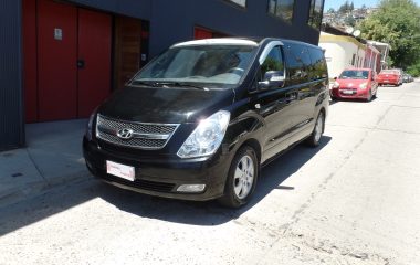 HYUNDAI GRAND STAREX AUT 2014  $ 10.990.000.-