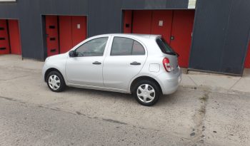 NISSAN  MARCH  2017  $ 5.990.000.- lleno