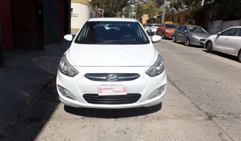 HYUNDAI ACCENT 2019 $ 6.890.000.- lleno