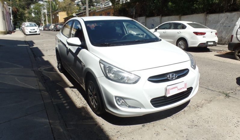 HYUNDAI ACCENT 2019 $ 6.890.000.- lleno