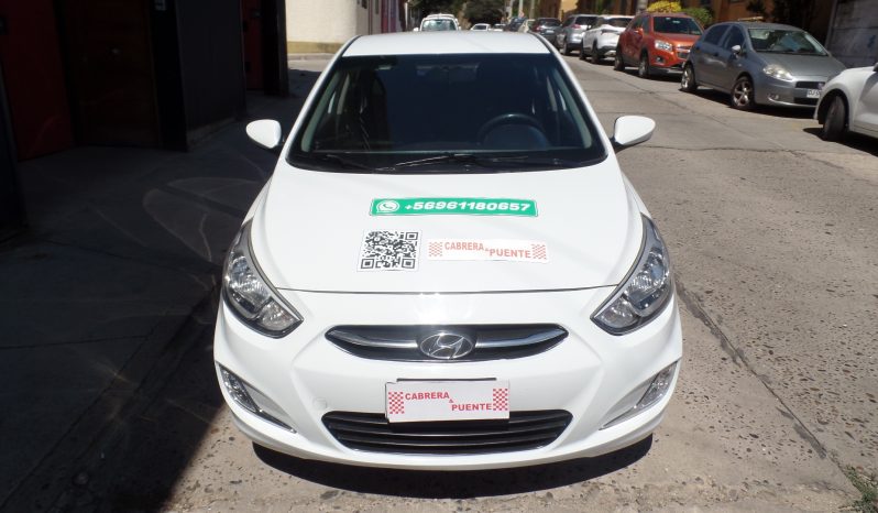 HYUNDAI ACCENT 2019 $ 6.890.000.- lleno