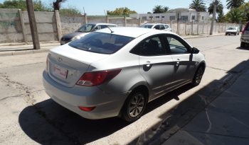 HYUNDAI ACCENT 2019 $ 6.890.000.- lleno